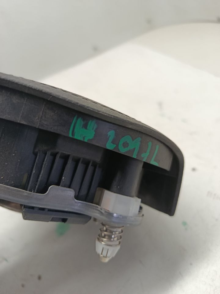 Part image 8