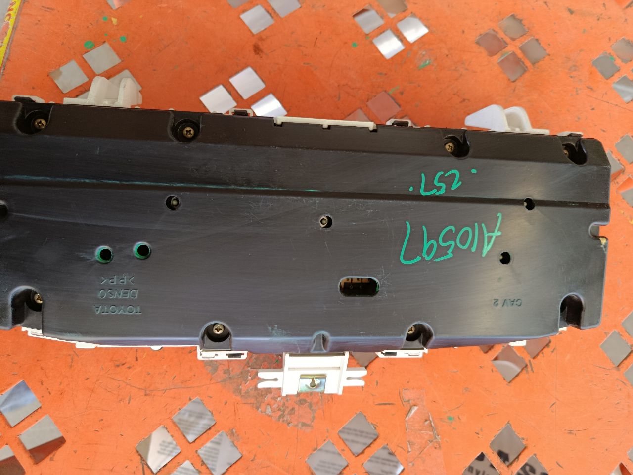 Used 2004 Toyota COROLLA Speedo Head/Cluster - Stock #A10597