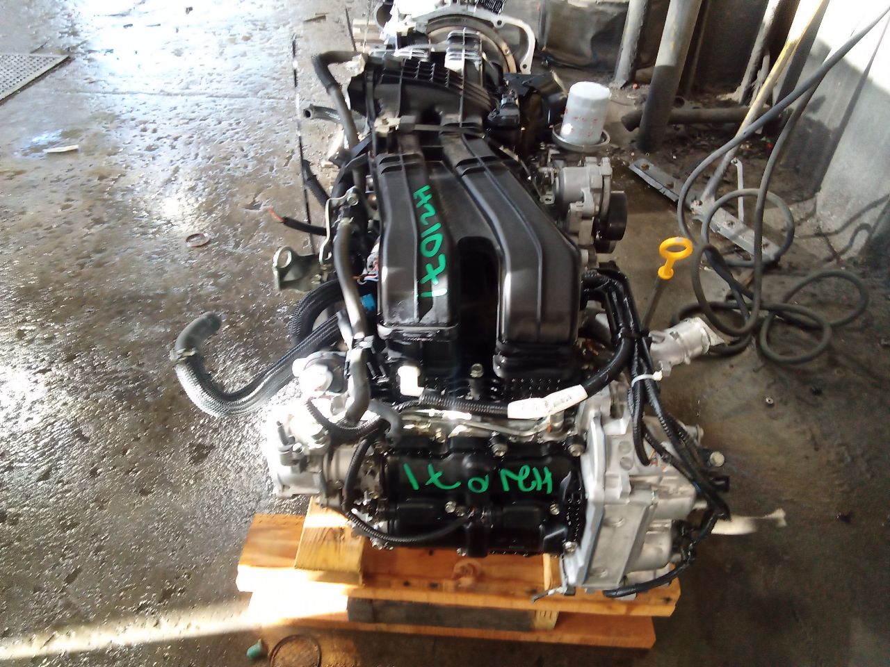 Part image 4