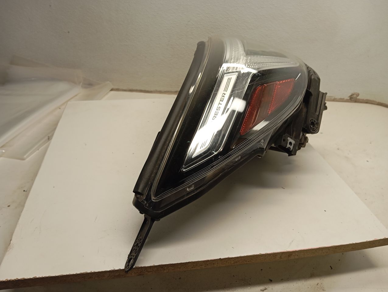 Part image 4
