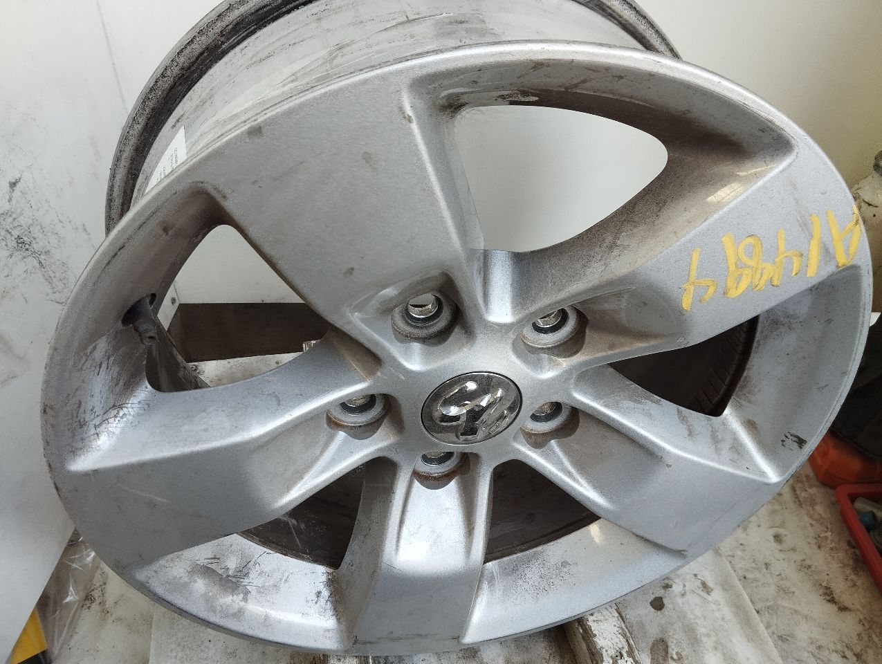 Part image 2