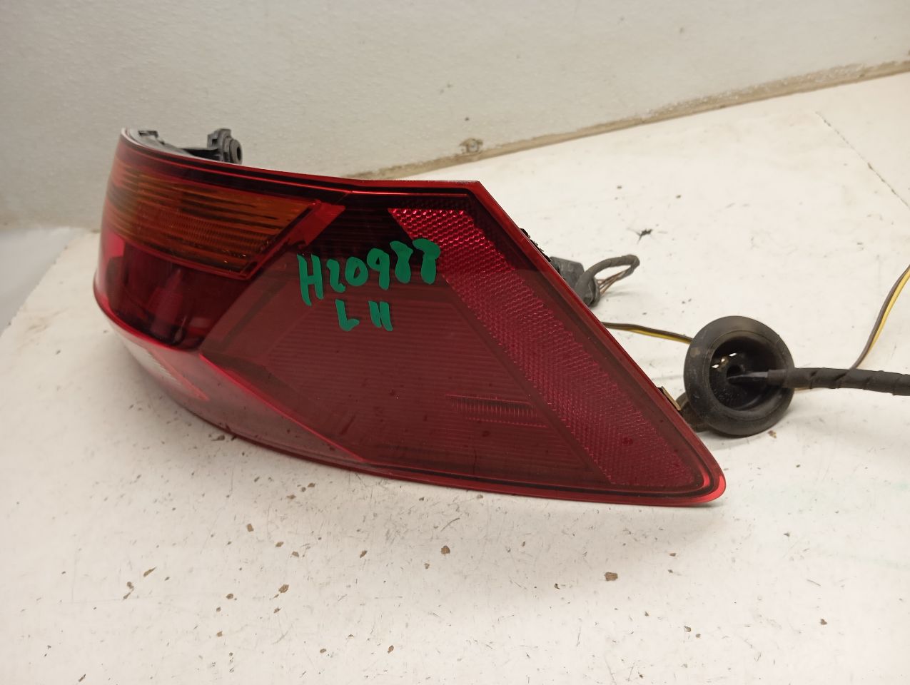 Part image 4