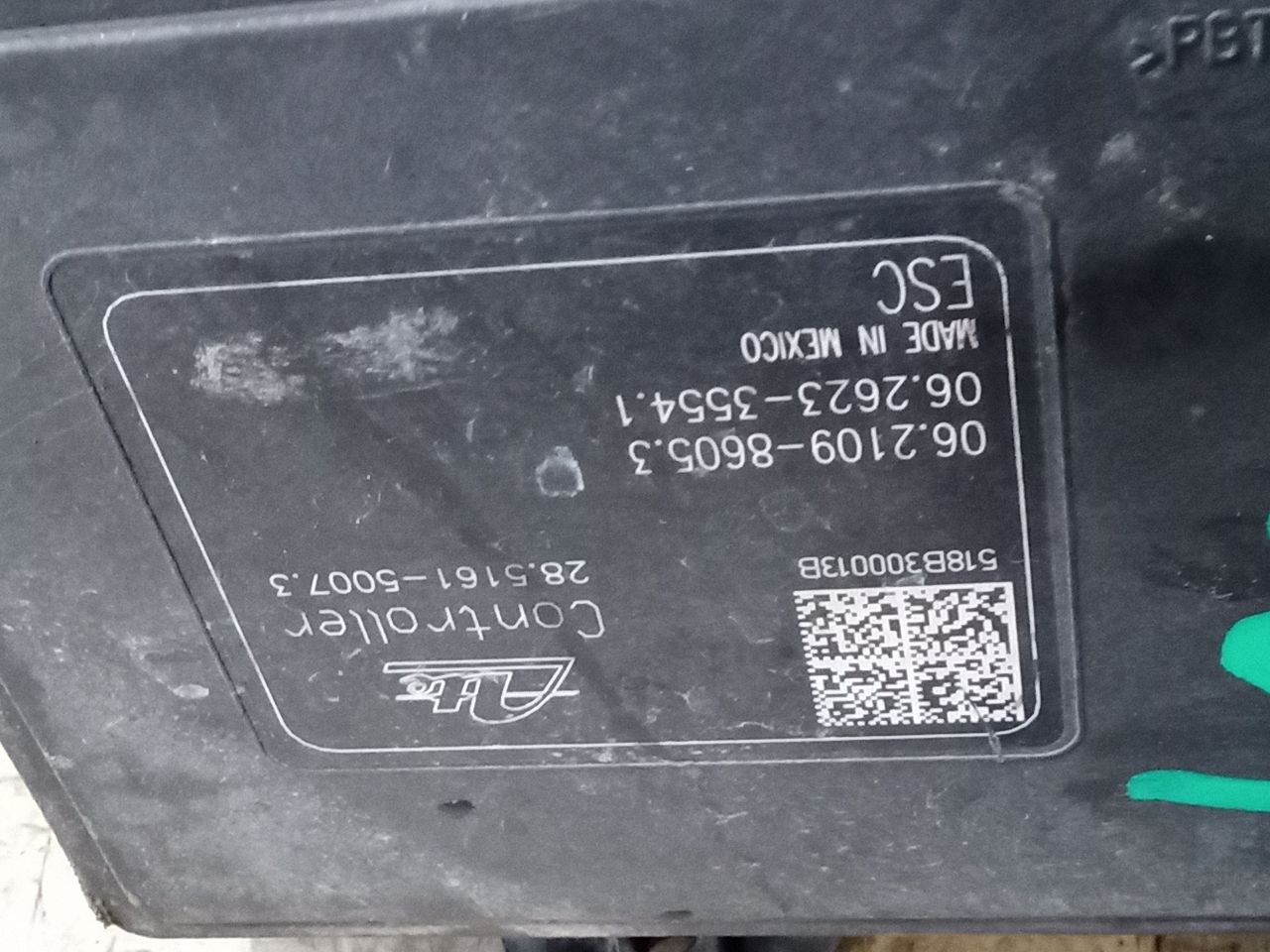 Part image 3