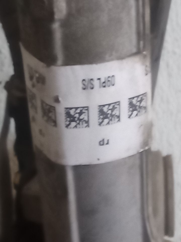 Part image 9
