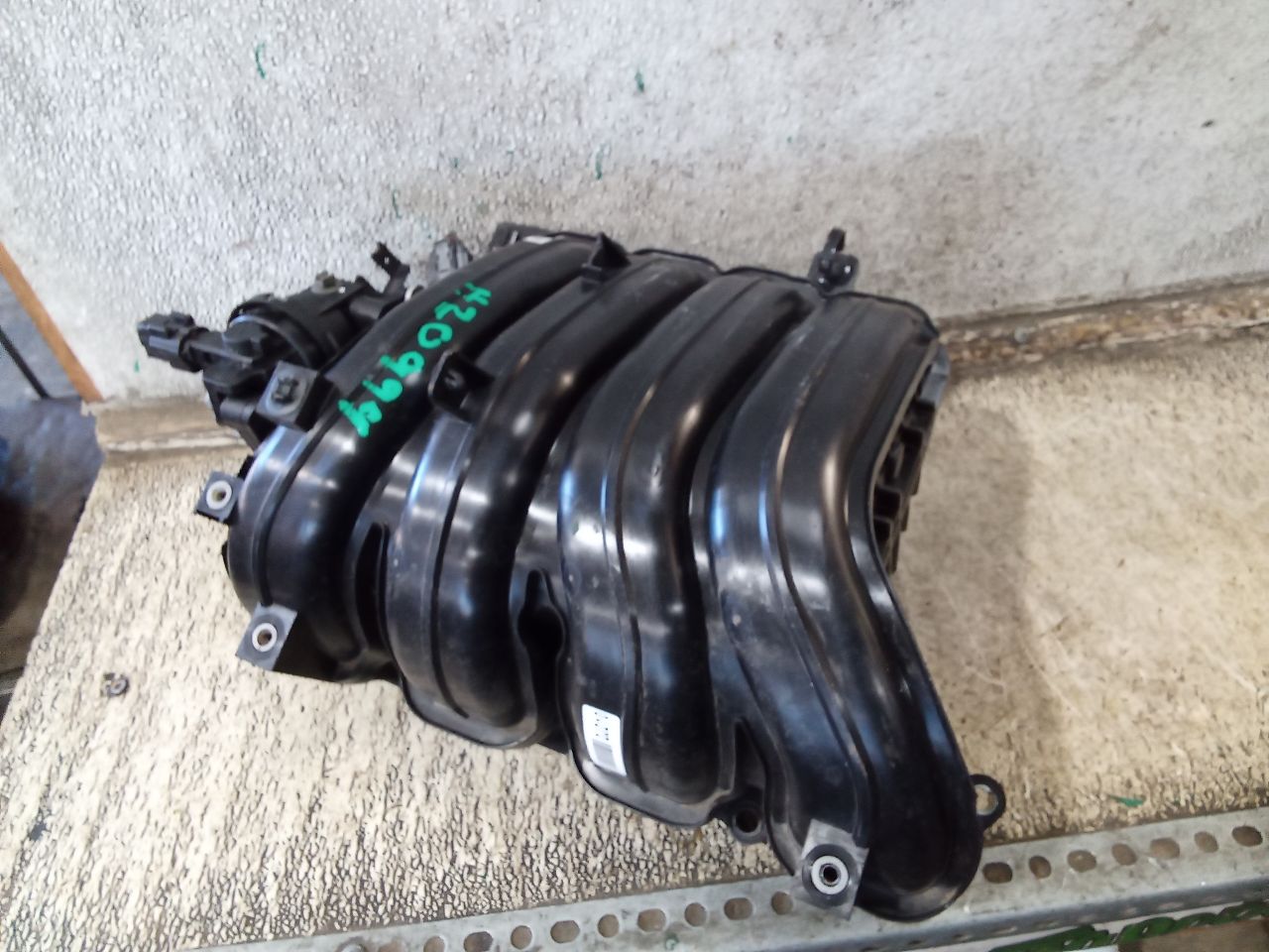Part image 10