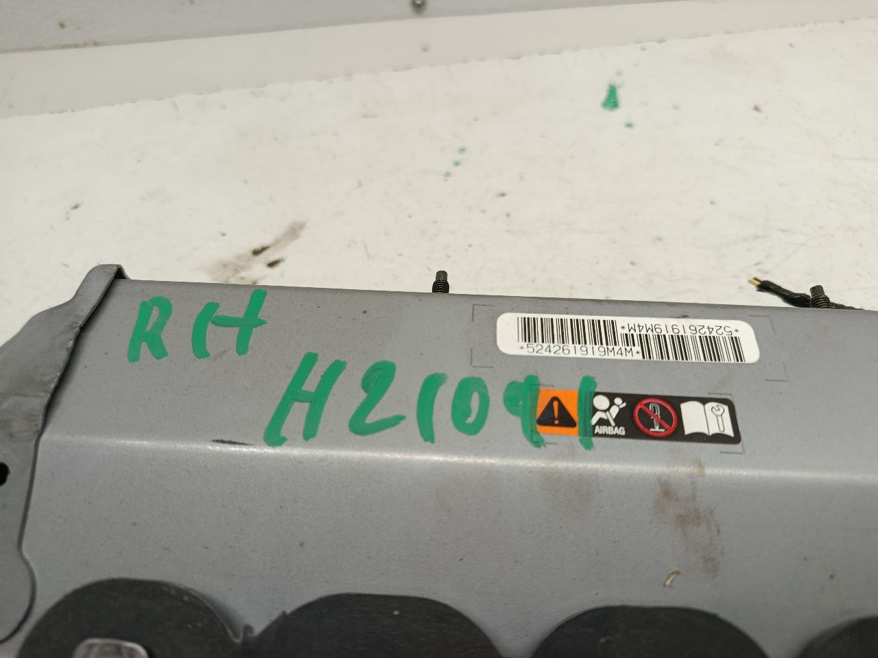 Part image 4