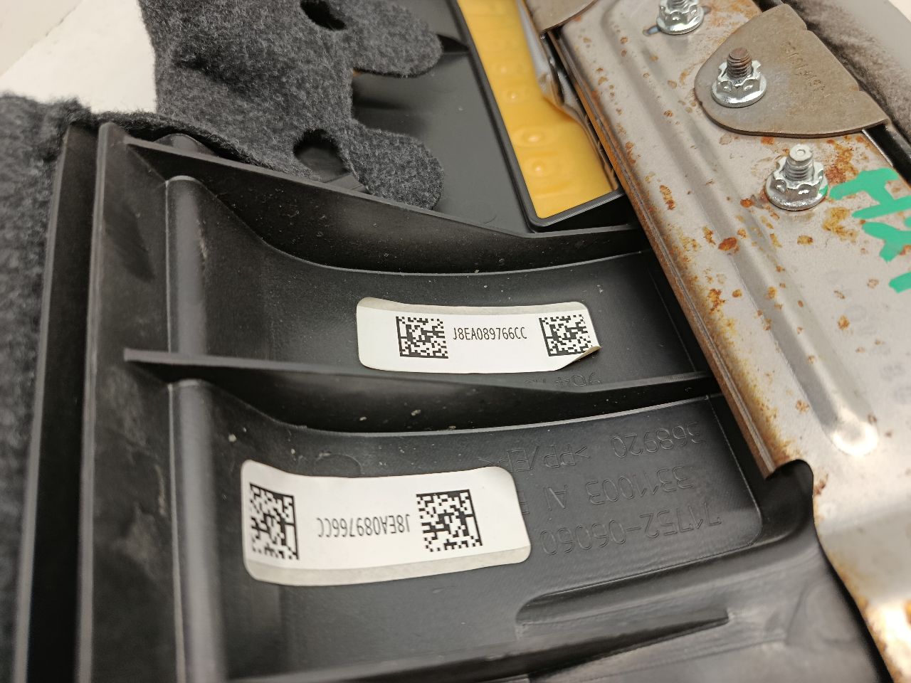 Part image 4