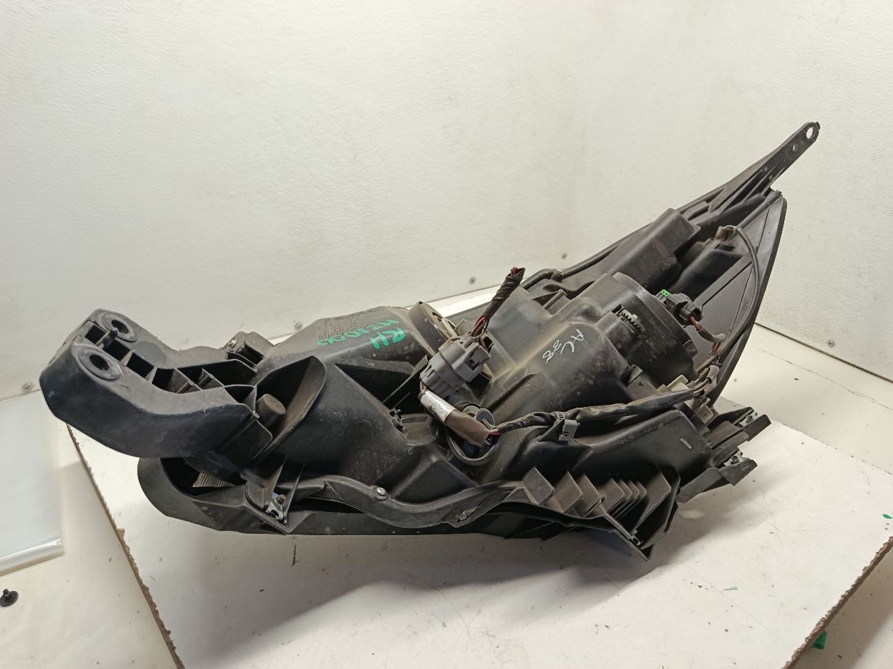 Part image 4