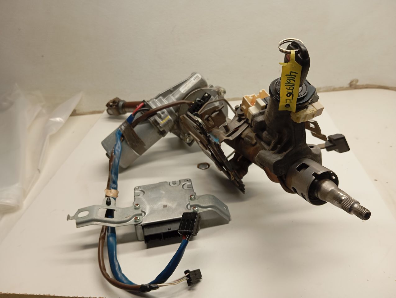 Part image 3