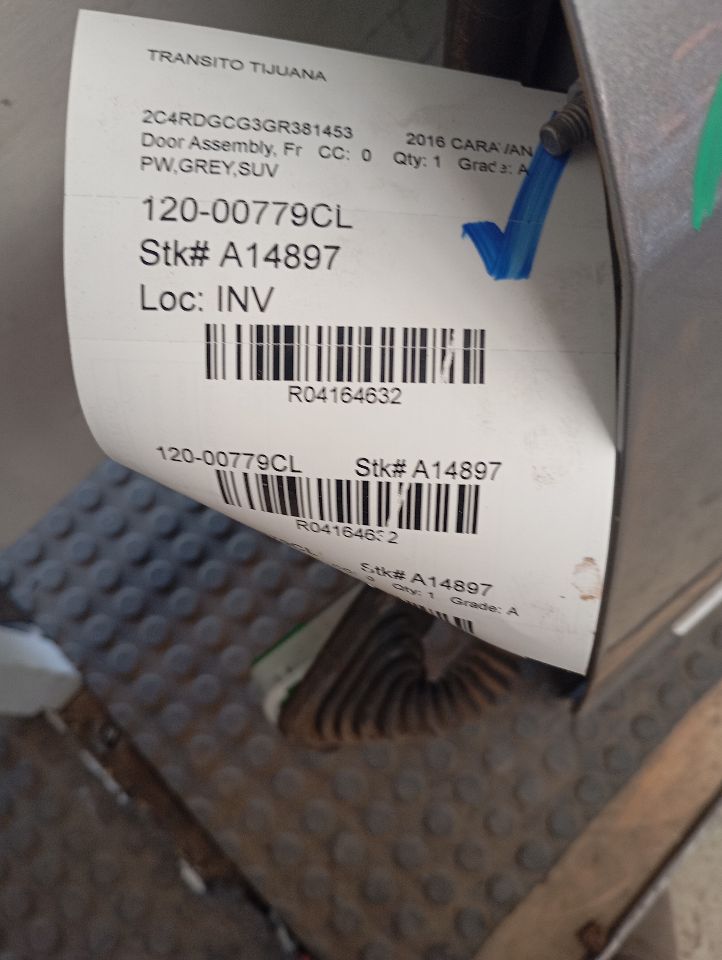 2016 Chrysler CARAVAN Door Assembly, Fr