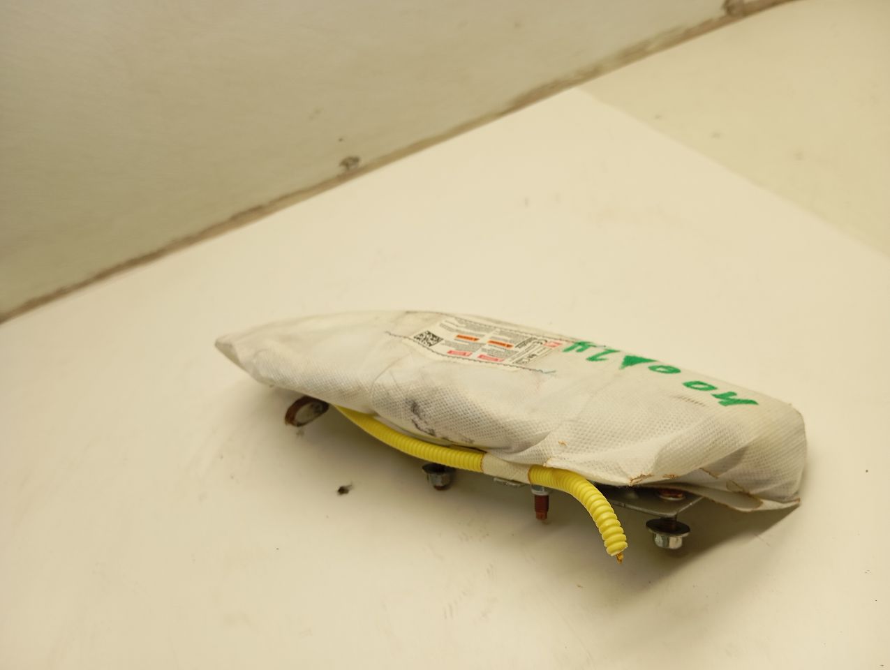 Part image 3