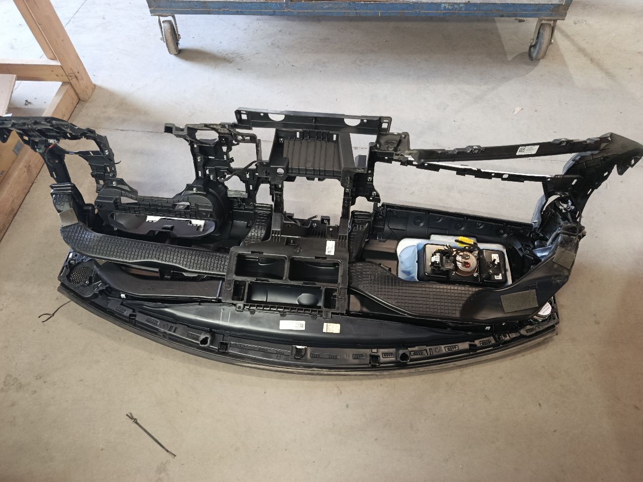 Part image 5