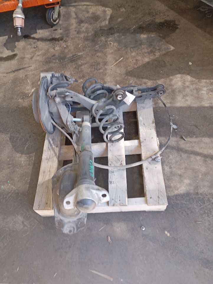 Part image 4