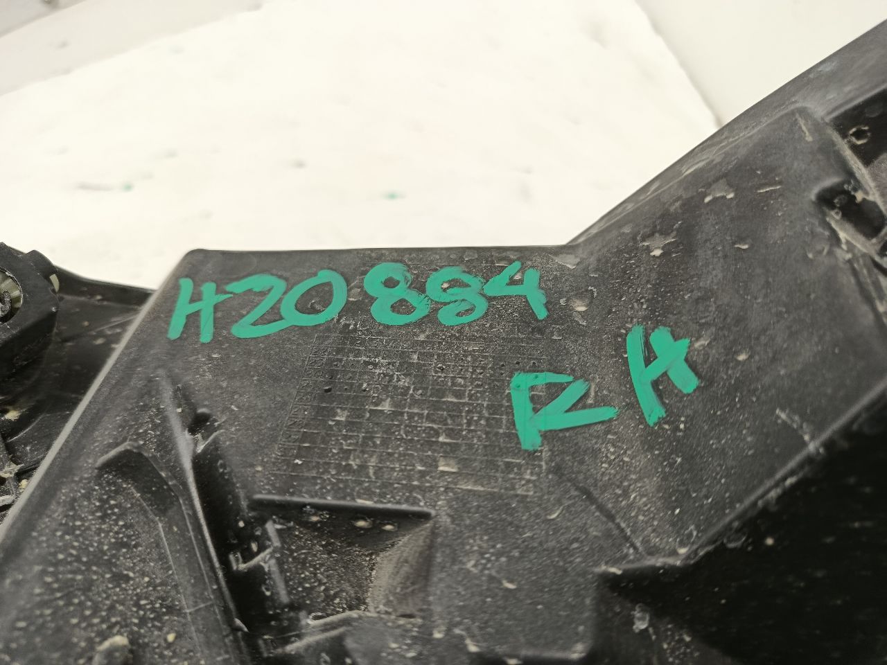 Part image 10