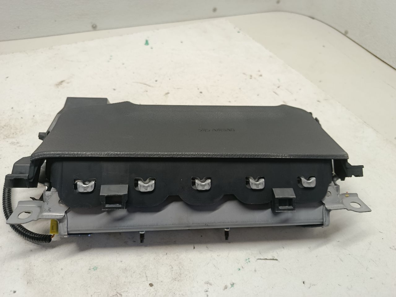Part image 3