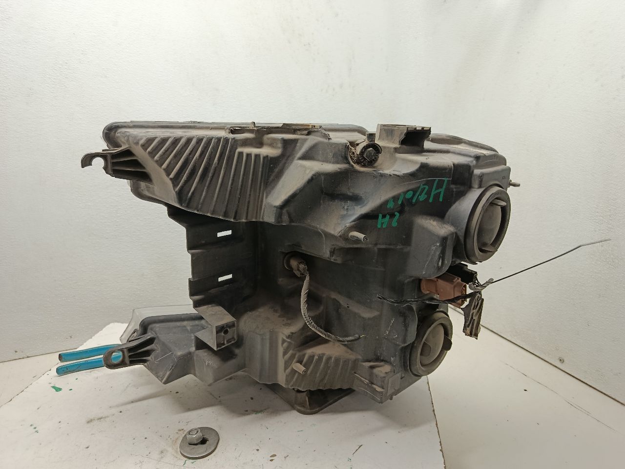 Part image 3