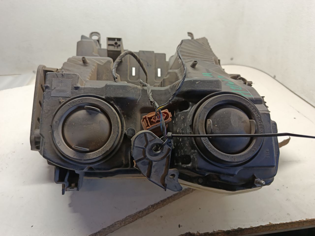Part image 10