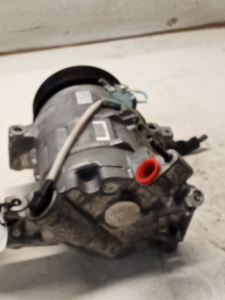 Part image 7