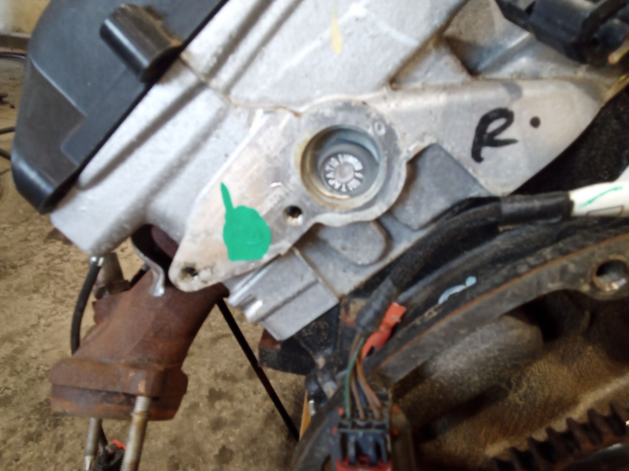Part image 4