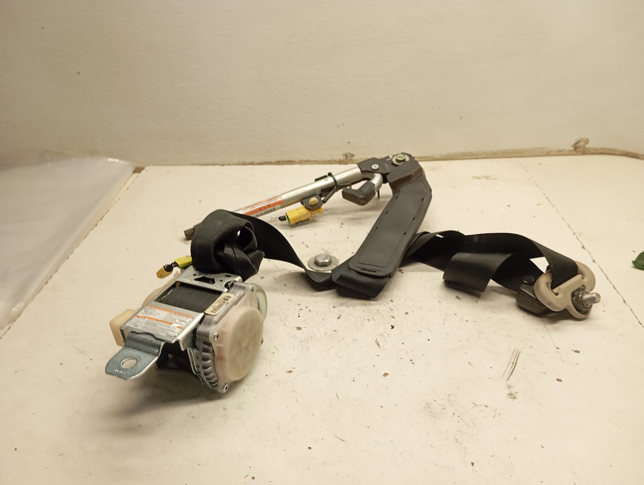 Used 2016 Honda HR-V retractor - Stock #H21018