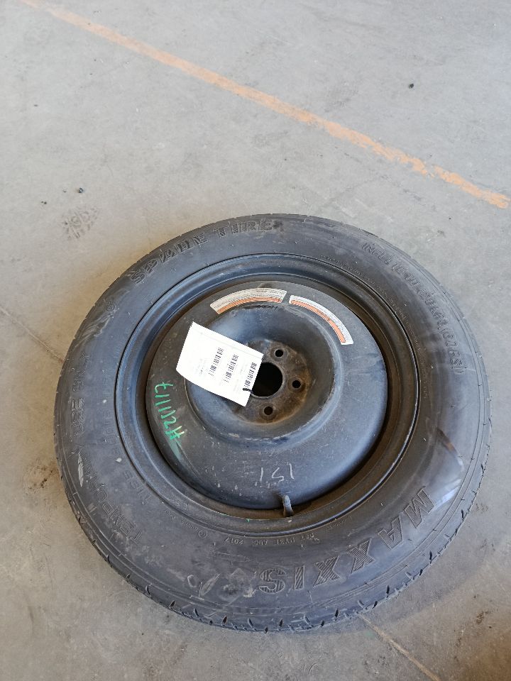 2017 Nissan PATHFINDER Wheel