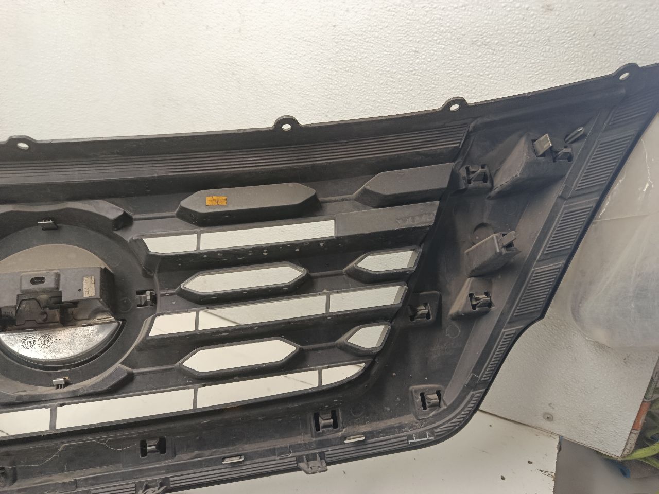 Part image 4