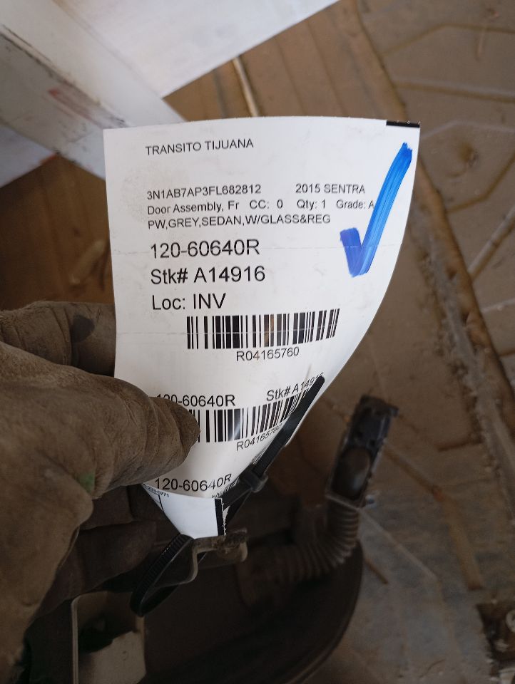 2015 Nissan SENTRA Door Assembly, Fr