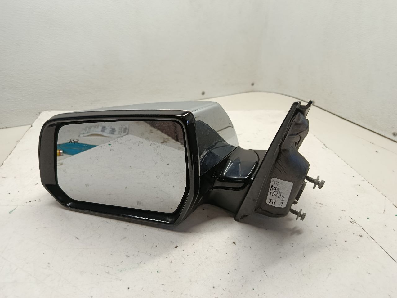 Part image 4