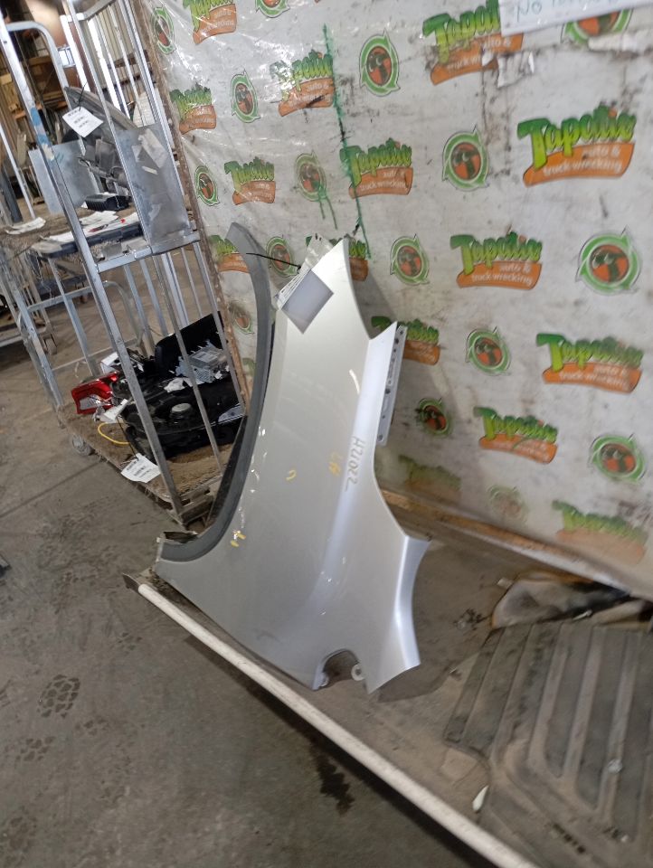 Part image 4