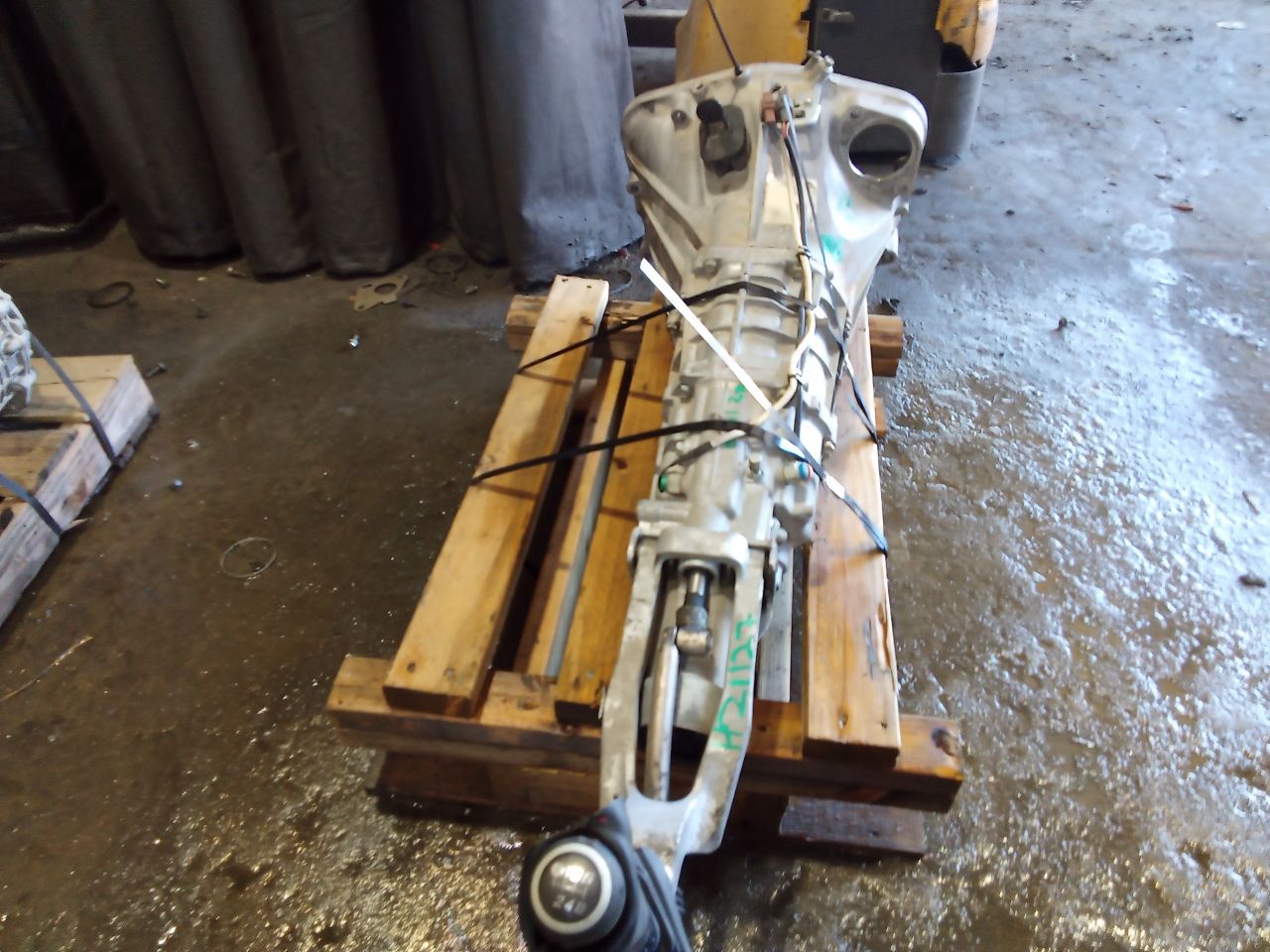 Part image 4