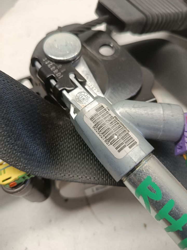 Part image 4