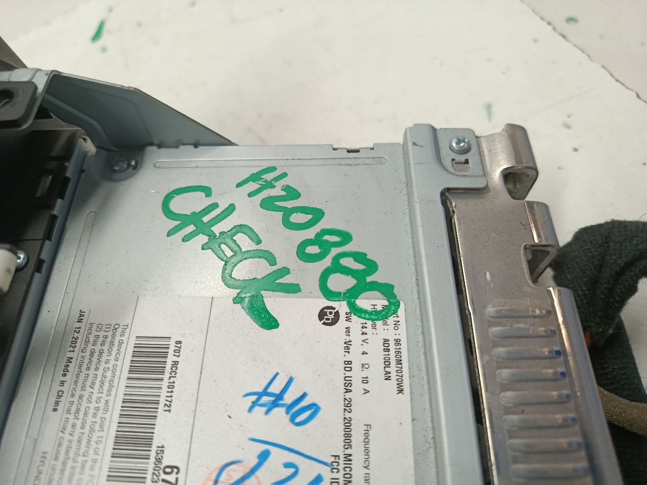 Part image 3