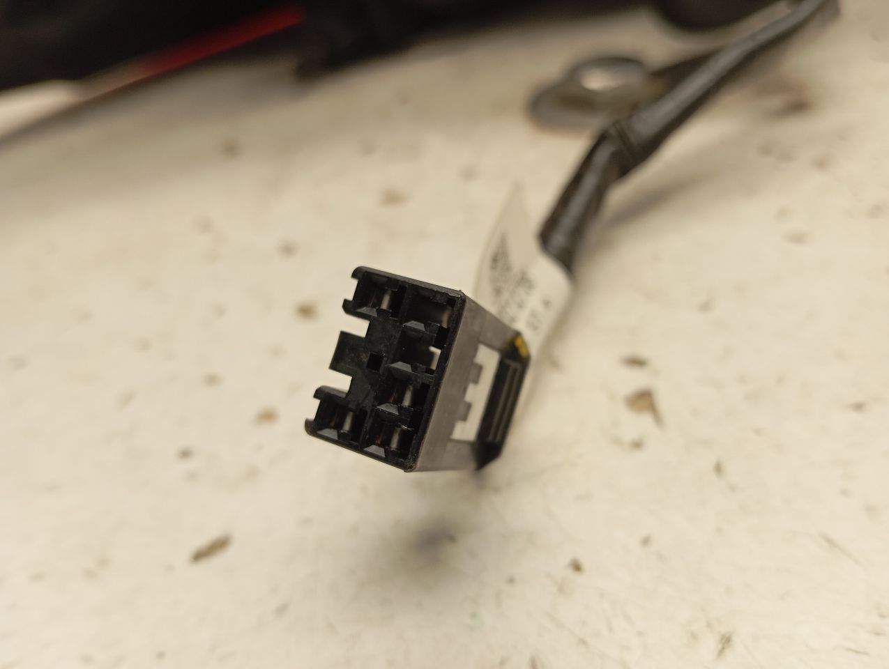 Part image 4