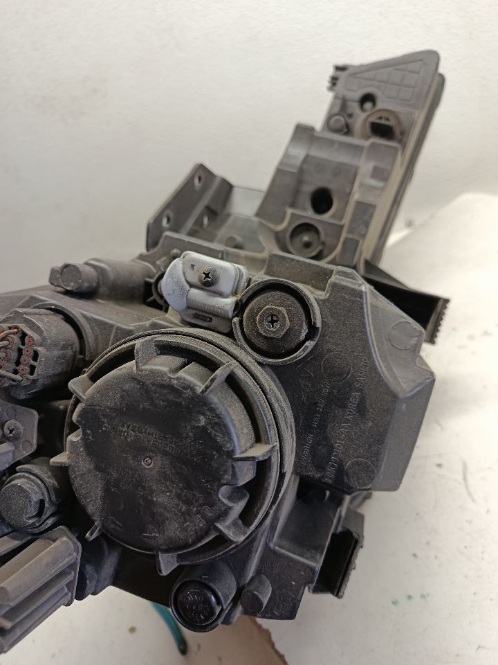 Part image 7