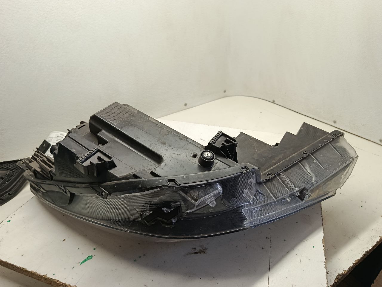 Part image 8