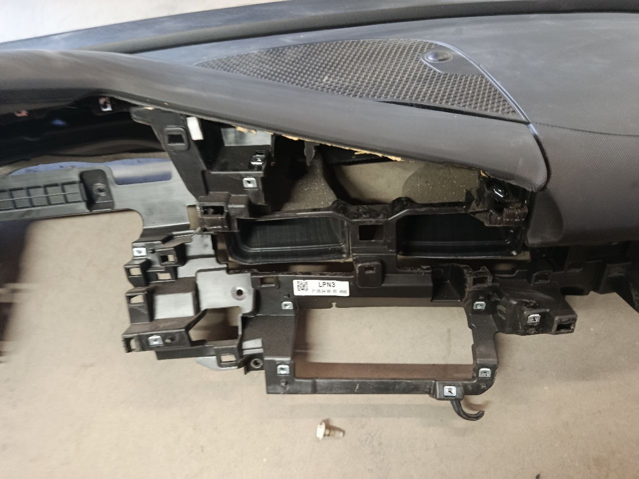 Part image 4