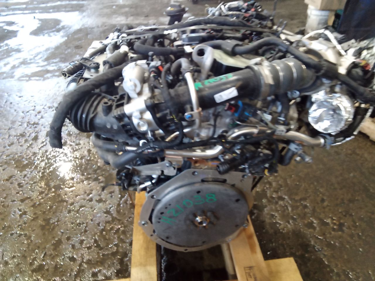 Part image 3