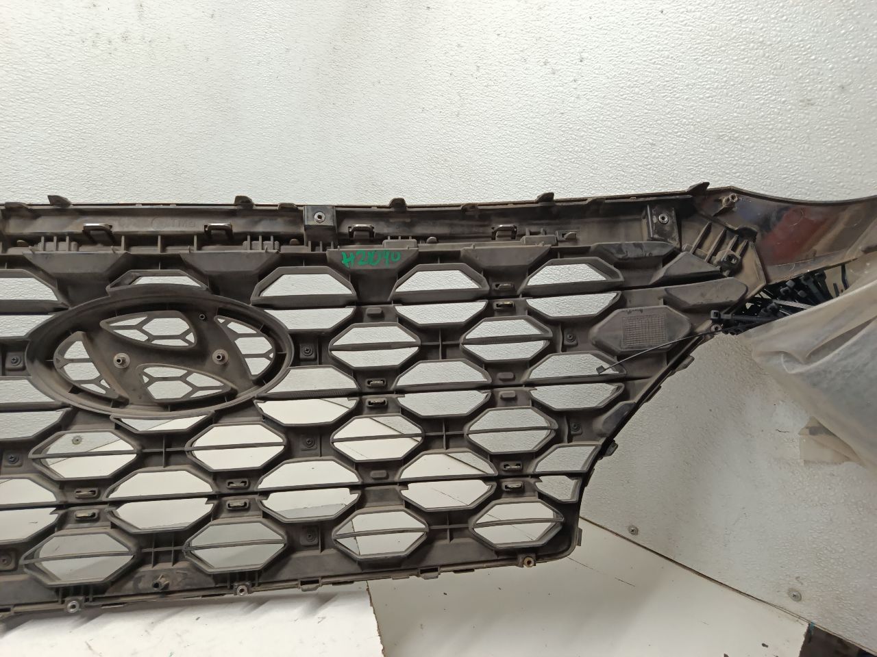 Part image 6