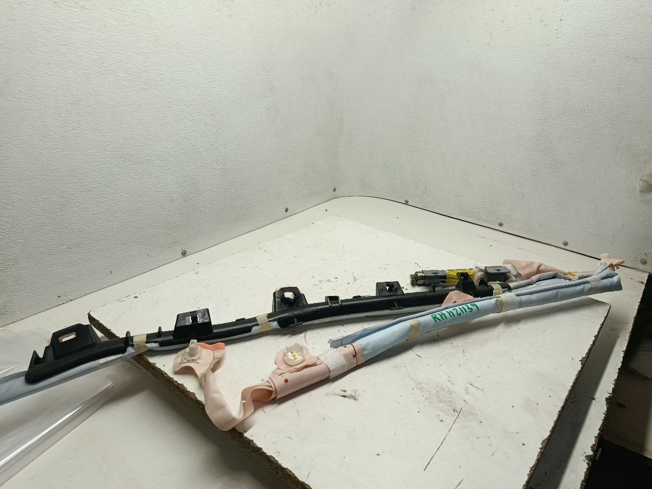 Part image 1