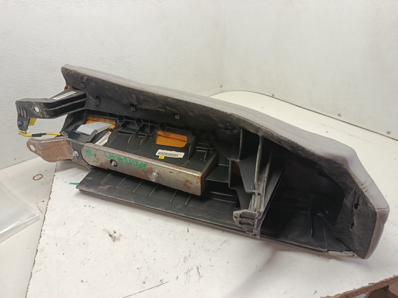 Part image 4