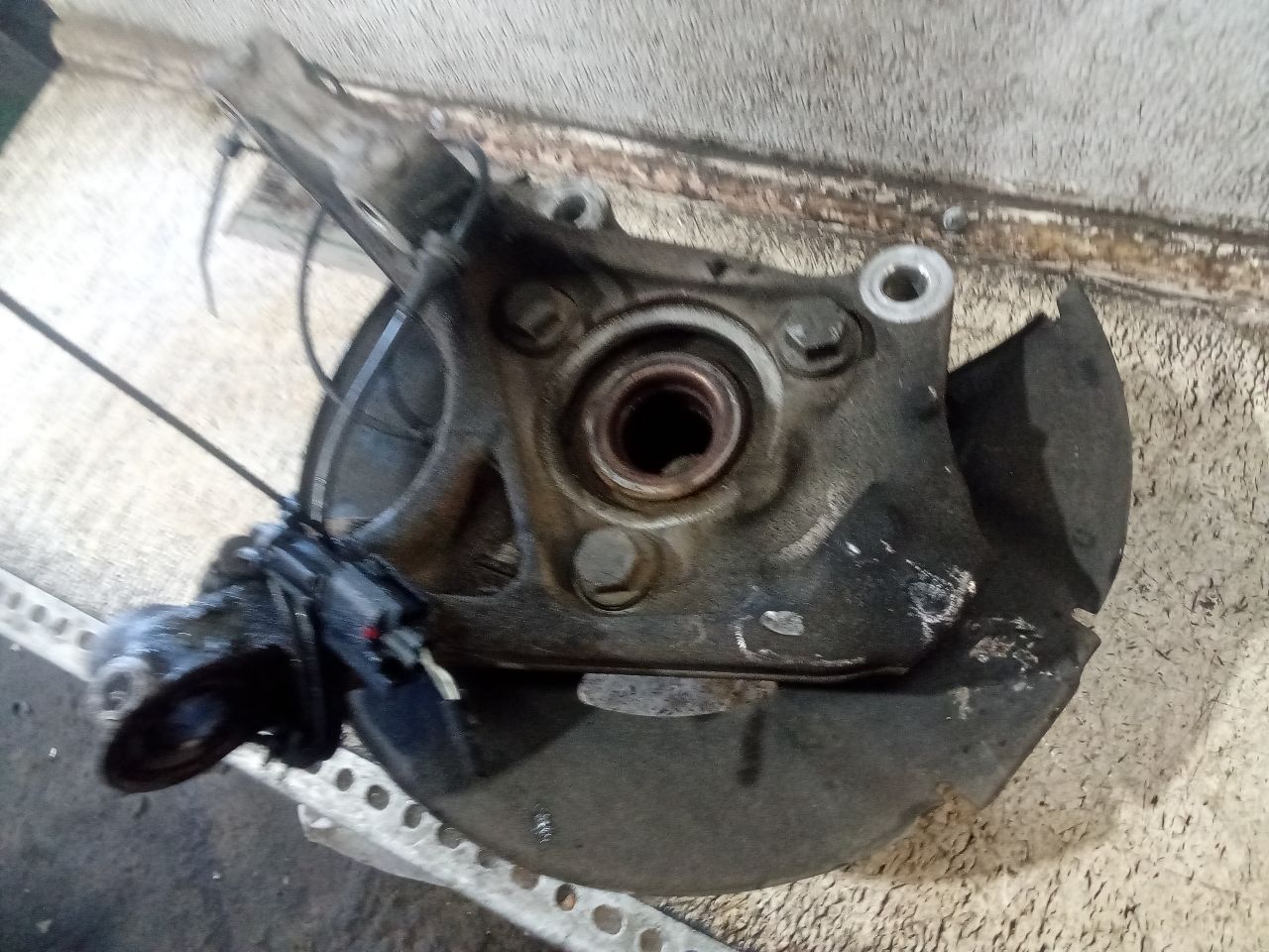 Part image 3