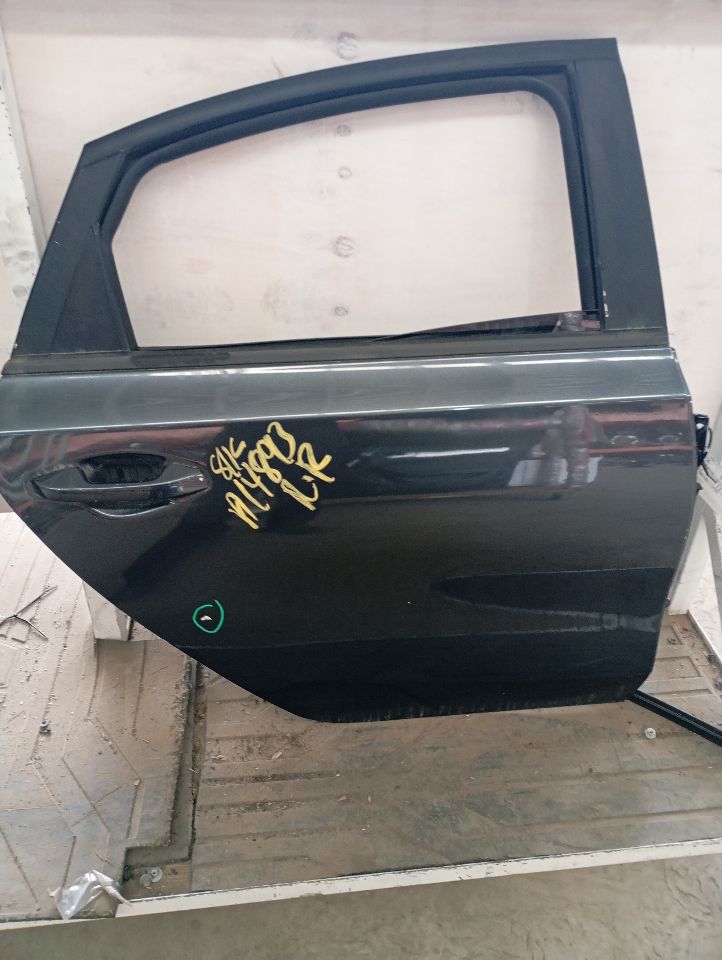 Part image 3