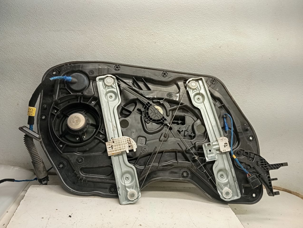 Part image 6