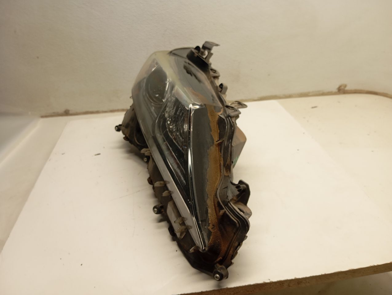 Part image 2
