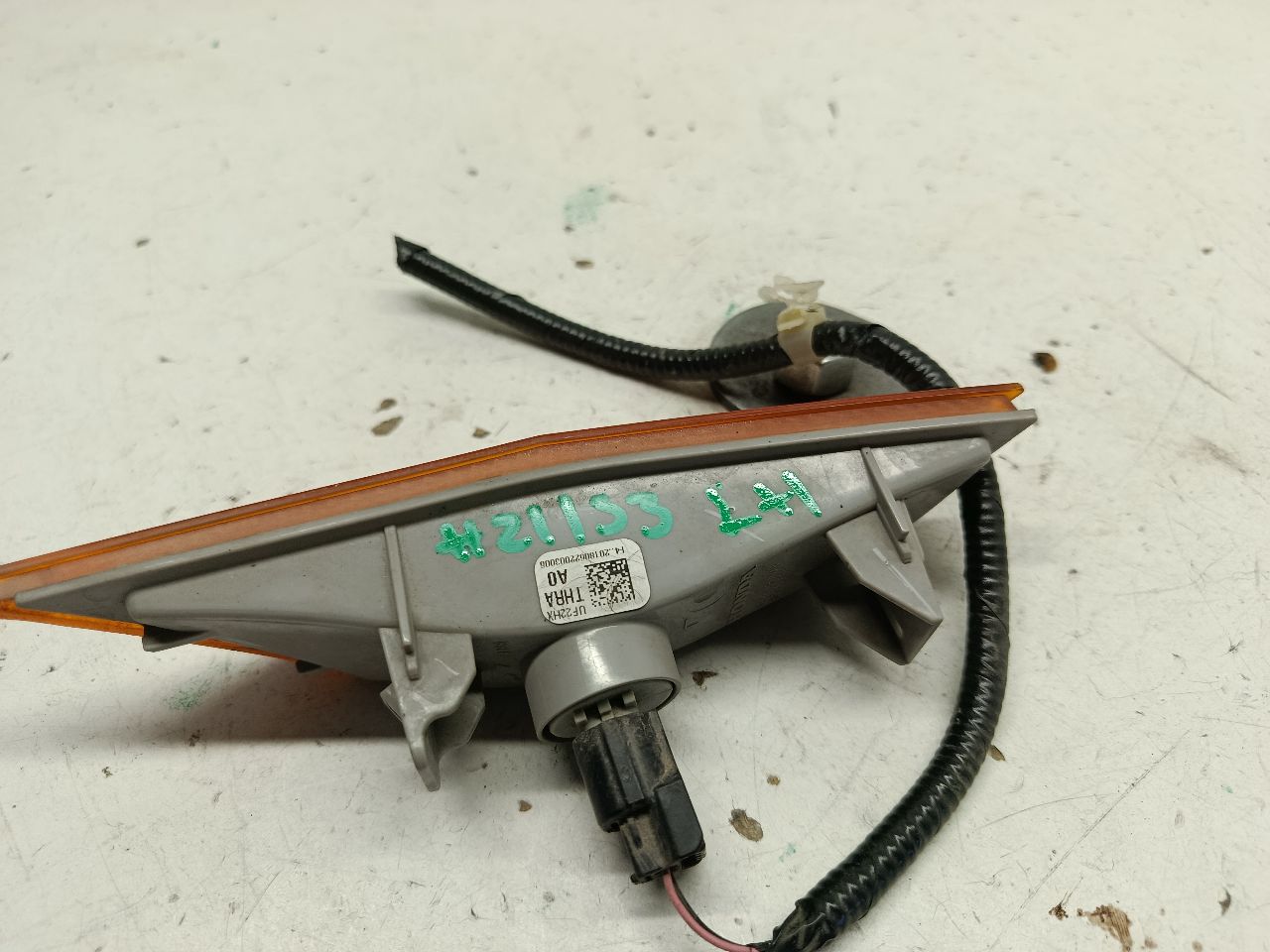 Part image 4