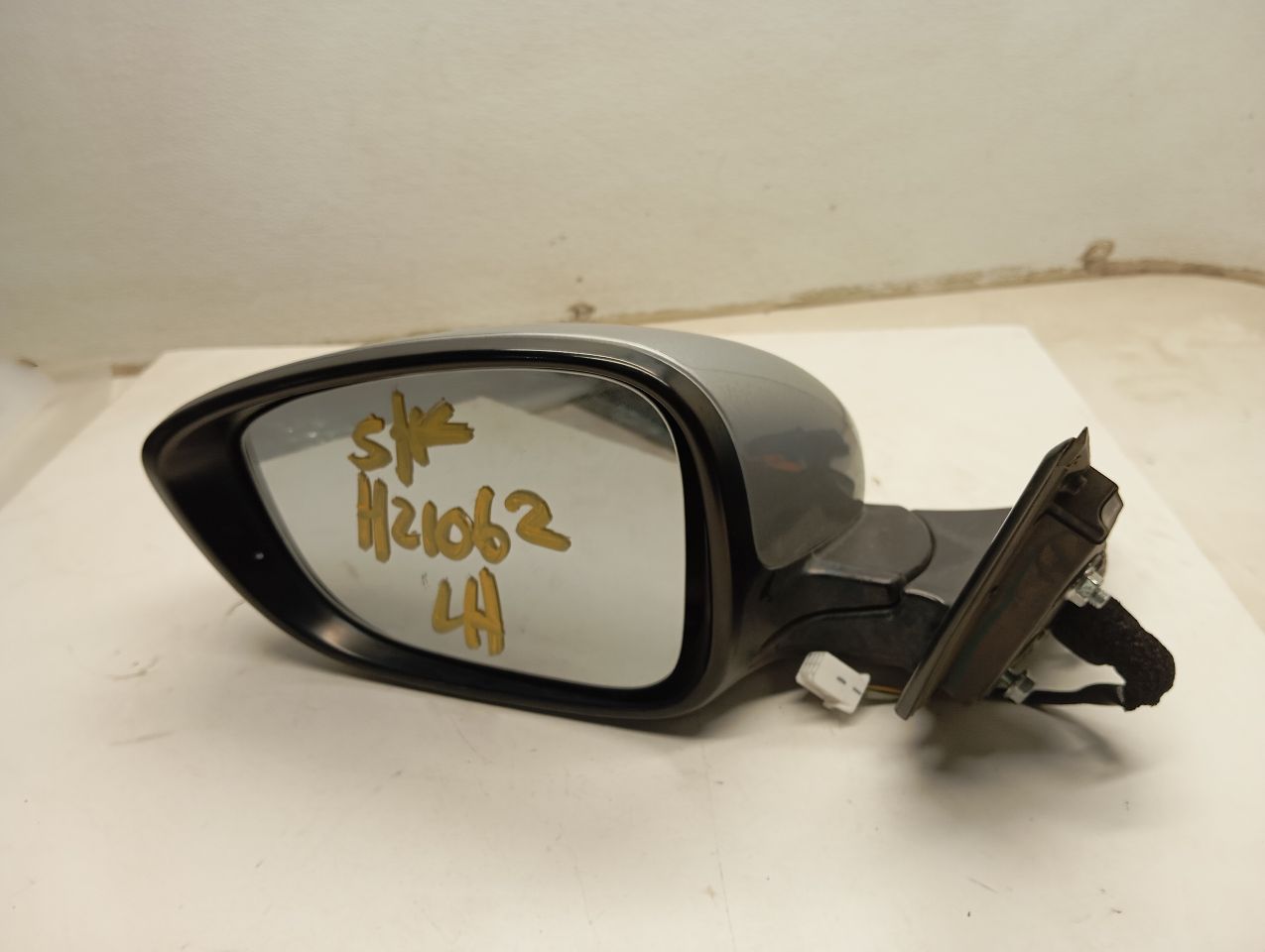 Part image 6