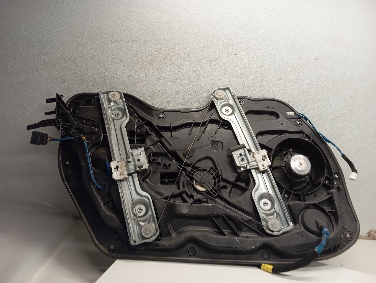 Part image 6