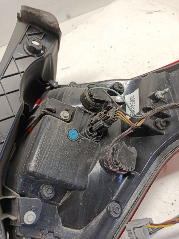 Part image 9