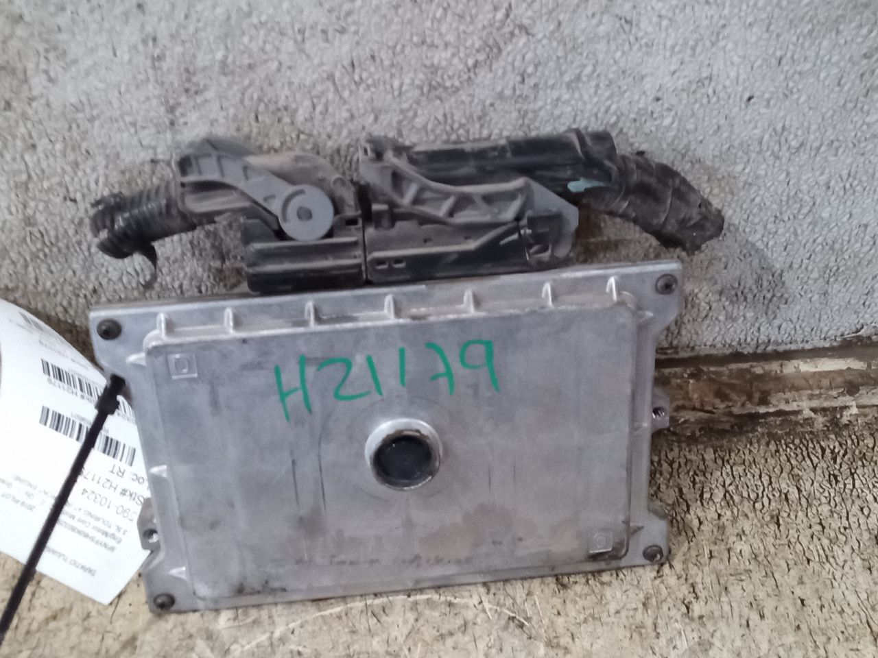 Part image 6