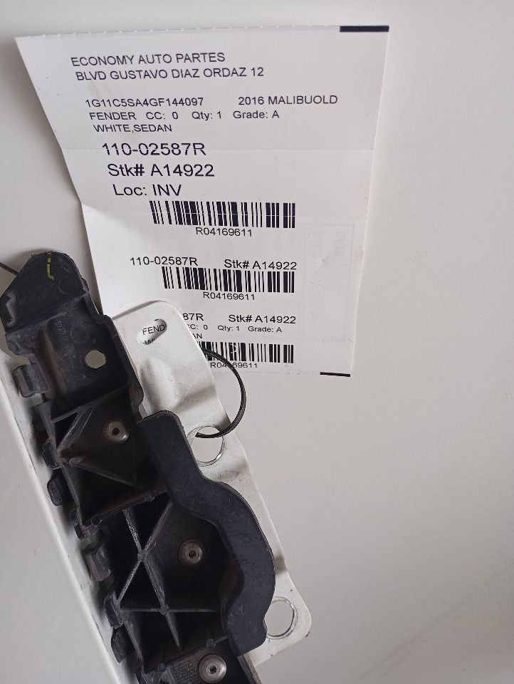 2016 General Motors MALIBU Fender